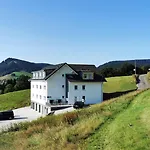 Fuchsbau Байрсброн